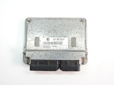 Řídící jednotka motoru 047906033B Škoda Octavia I 1U