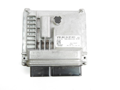 Řídící jednotka motoru 04L907445E Škoda Octavia III 3 5E 