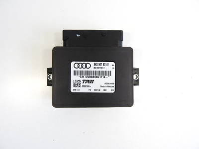 Řídící jednotka elektromechanické parkovací brzdy Audi 8K0907801E