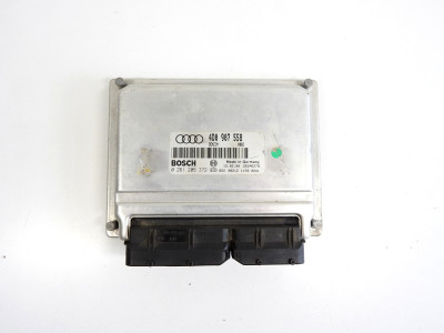 Řídící jednotka motoru 4D0907558