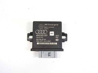 Řídící jednotka pro světlo do zatáčky a regulace délky světla 6R0907357