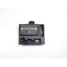 Jednotka dveří řidiče levé přední Audi 4F0959793E