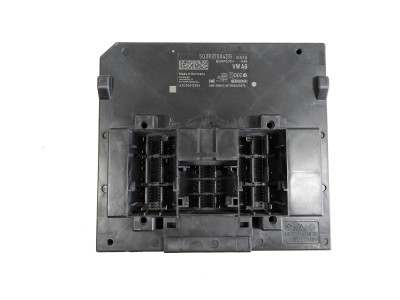 Řídící jednotka (bcm) systému komfort a řízení palubní sítě 5Q0937084DG