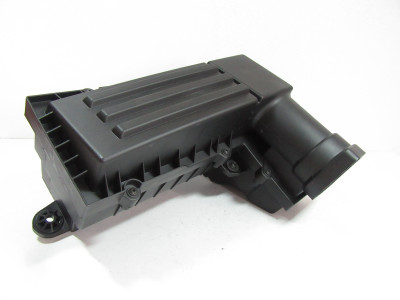 Obal vzduchového filtru s vložkou Škoda Octavia II 2, Superb II 2, Yeti, Volkswagen Golf, Jetta, Golf Plus, Passat B6 B7,  Tiguan, Caddy, Sharan, Scirocco, Audi A3,  Seat Leon, Altea, Alhambra  1.8 TSI 1Z 3T 5K 5M 3C 3AA 5N 2K 7N 1K 8P 1P 5P