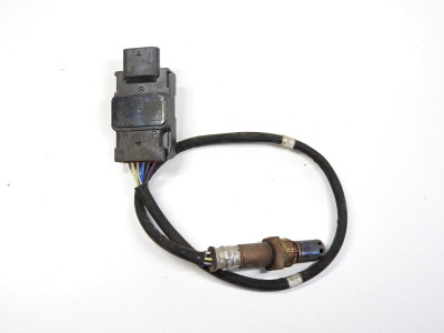 Sonda NOx s řídící jednotkou 05N907807
