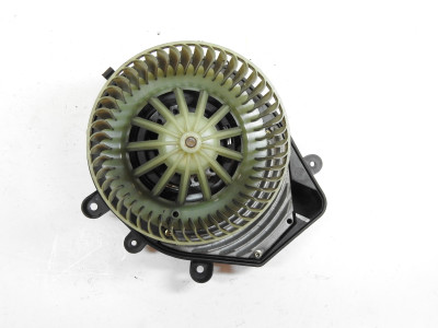 Vnitřní ventilátor topení Volkswagen Passat B5 3B, Audi A4 8D 8D1820021