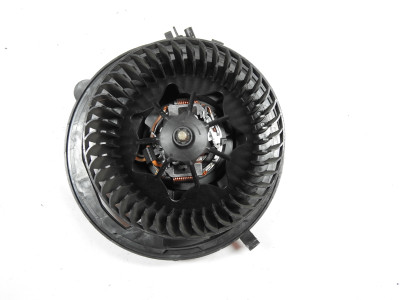 Vnitřní ventilátor topení Škoda Octavia III 3 5E, Superb III 3V, Volkswagen Golf VII 7 5G, Golf Sportsvan, Passat B8 3G, Tiguan II 5NA, Audi TT 8S 5Q1819021A