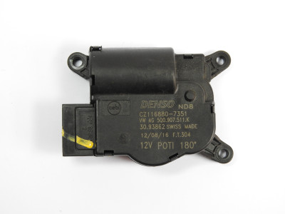 Nastavovací motorek topení 5Q0907511K