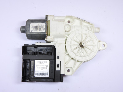 Motor stahování oken včetně jednotky pravý přední  5M1837402K 1K0959792Q