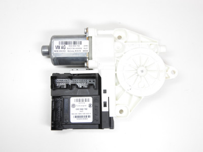 Motor stahování oken včetně jednotky pravý přední Volkswagen Caddy 2K5 2K5959702 5K0959792