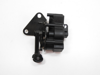 Nastavovací motorek zadního okna Volkswagen Sharan 7M, Seat Alhambra, Ford Galaxy 7M0847080
