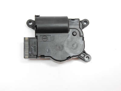 Nastavovací motorek topení Škoda Volkswagen Audi Q3 5Q0907511L