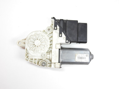 Motor stahování oken levý zadní 1K0959703P