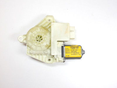 Motor stahování oken pravý přední Škoda Rapid NH 5JA959812B