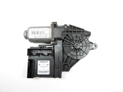 Motor stahování oken včetně jednotky pravý přední 1T0959702N 1K0959792R