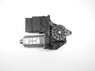 Motor stahování oken pravý zadní Volkswagen Golf V 5 1K 1K0959794E 1K0959704K 1K4839402E