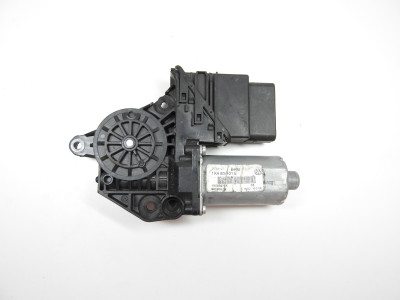 Motor stahování oken levý zadní Volkswagen Golf V 5 1K 1K0959795E 1K0959703K 1K4839401E