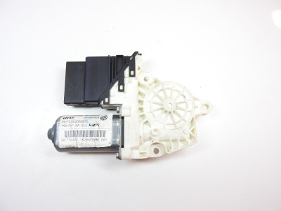 Motor stahování oken pravý zadní Škoda Octavia II 2 1Z, Volkswagen Golf V 5 1K, Touran 1T, Caddy 2K 1K0959794AA 1K0959704AK