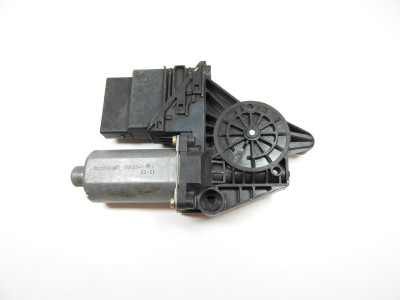 Motor stahování oken pravý zadní Škoda Superb I 1 3U, Volkswagen Passat B5 3B jednotka 101438-202