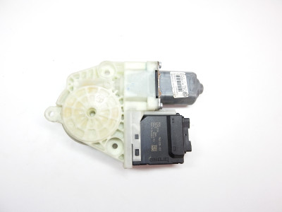 Motor stahování oken pravý zadní Volkswagen Passat B6 3C 3C0959794 3C0959704 3C9839462L