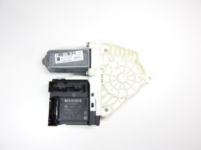 Motor stahování oken pravý přední Seat Leon 1P 1K0959792M 1T0959702G 1P0837402E