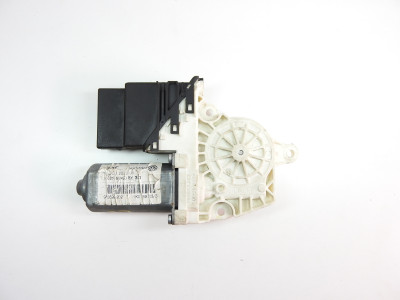 Motor stahování oken levý zadní Seat Leon 1P 1K0959703G jednotka 200