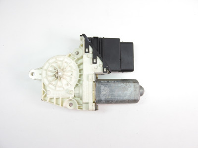 Motor stahování oken levý zadní Seat Toledo, Volkswagen Golf IV 1J jednotka 101439-203
