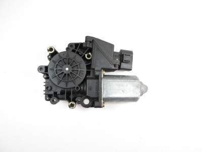 Motor stahování oken levý přední pro Audi A4 8D 114185-101