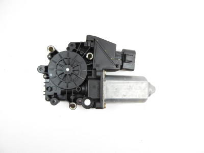 Motor stahování oken levý přední pro Audi A6 4B 103022-100 114181-102