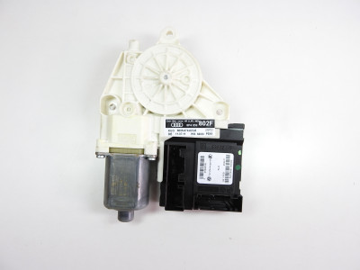 Motor stahování oken včetně jednotky pravý Audi A3 8P 8P4959802F