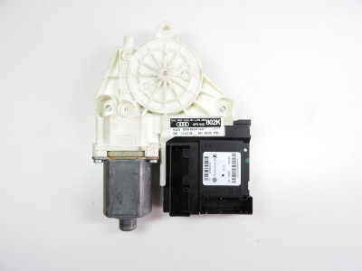 Motor stahování oken včetně jednotky pravý Audi A3 8P 8P0959802K