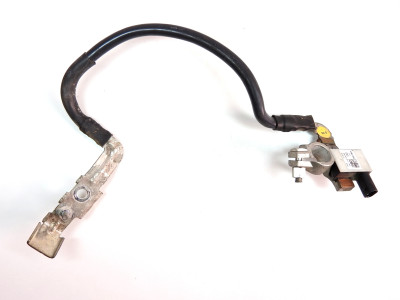 Zemnící vodič k baterii s jednotkou Škoda, Volkswagen, Seat 5Q0915181C