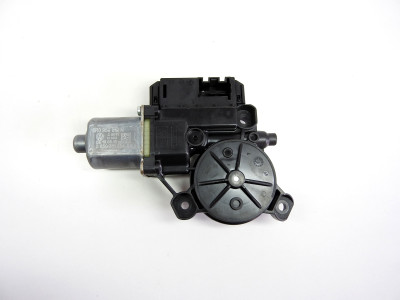 Motor stahování oken pravý zadní Volkswagen Polo 6R0959812N