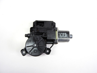 Motor stahování oken pravý přední Volkswagen Polo 6R0959802BE