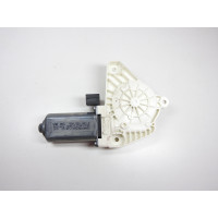 Motor stahování oken pravý přední 5Q4959802B