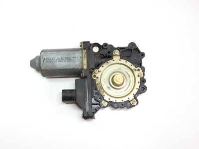 Motor stahování oken levý Audi A3 8L 8L4959801C