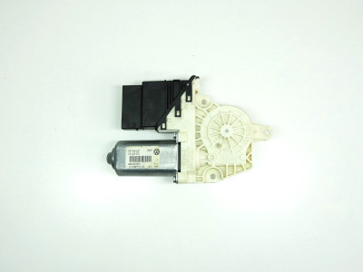 Motor stahování oken pravý zadní 1K0959704AG 1K5839402L