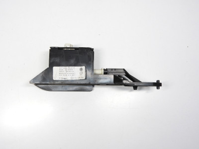 Nastavovací motor rolety zavazadlového prostoru Volkswagen Passat B8 3G Variant 3G9862159