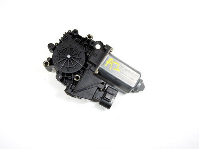 Motor stahování oken levý Audi A3 8P 119 024-113
