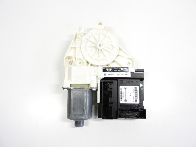 Motor stahování oken včetně jednotky pravý Audi A3 8P 8P4959802E