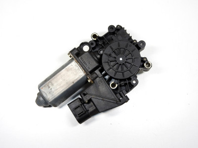 Motor stahování oken levý Audi A3 8L 8L3959801