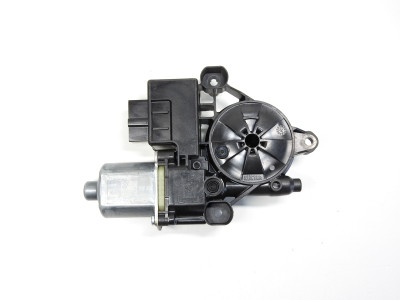 Motor stahování oken pravý zadní 5Q0959812