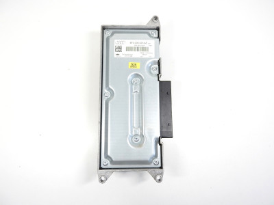 Zesilovač Audi 8T0035223AE