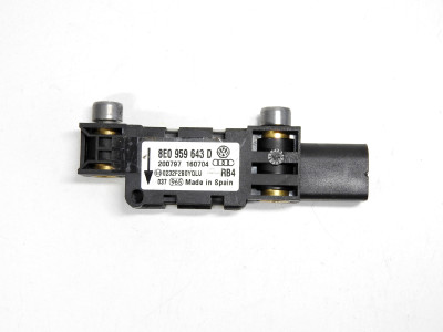 Senzor airbagu (čidlo nárazu)  Audi 8E0959643D