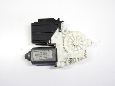Motor stahování oken pravý přední Seat Cordoba, Ibiza 6Q2959801C jedn. 104384101