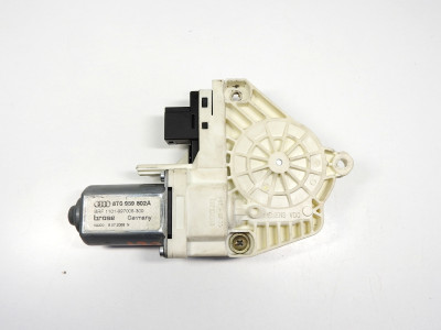 Motor stahování oken pravý přední pro Audi A5 8T 8T0959802A