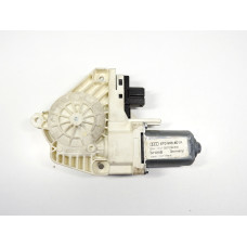 Motor stahování oken levý přední Audi 8T0959801A