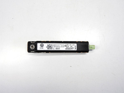 Anténní zesilovač Volkswagen Golf VIII 8 5H6035577T