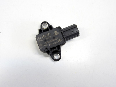 Senzor airbagu (čidlo nárazu) 1Q0955557