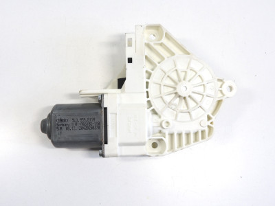 Motor stahování oken levý zadní Škoda Yeti 5L 5L0959811A